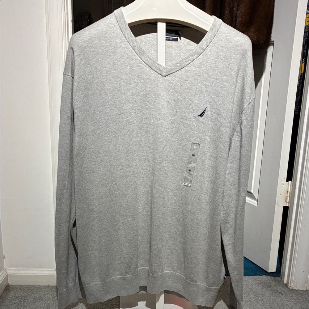 Nautica, 🥳HP🥳The Navtech Sweater Men's Light Gray V-Neck Sweater